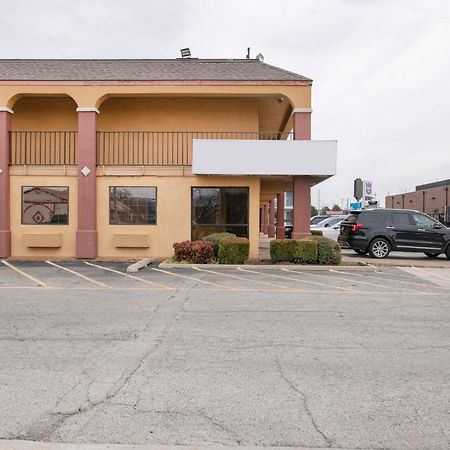 Oyo Hotel Tulsa Ok I-44/Route 66 Экстерьер фото